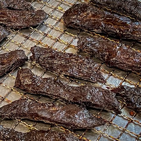 Zelf beef jerky maken .